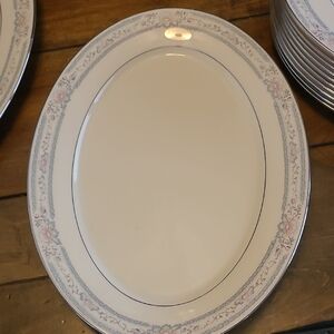 Lenox "Charleston" Medium Oval Serving Platter